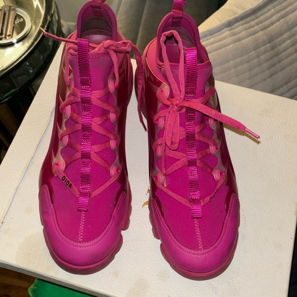 DIOR D-CONNECT SNEAKERS